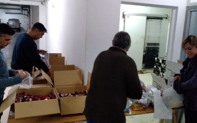 La Cofradía prepara la donación de mantecados para la campaña de Navidad de Cáritas